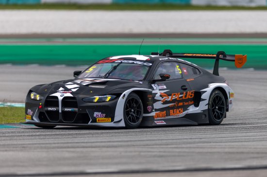 PLUS with BMW M Team Studie